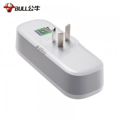 公牛 一转多转换器插头