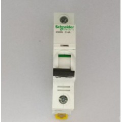 施耐德 iC65N 1P C4A 黑柄 小型断路器